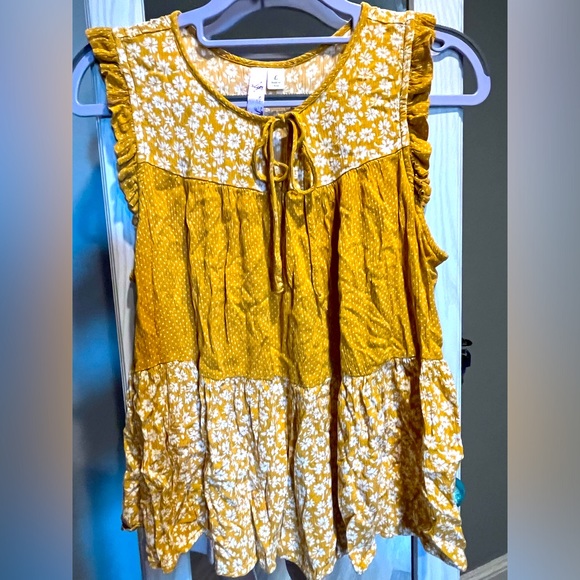 Boho ruffle yellow floral festival top ☀️ - Picture 3 of 4